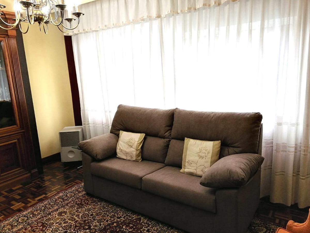 Piso En Pleno Centro De Mino Derecha Appartement Buitenkant foto