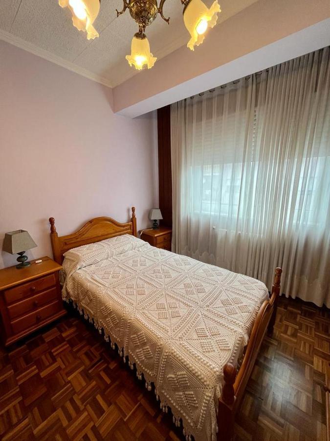 Piso En Pleno Centro De Mino Derecha Appartement Buitenkant foto