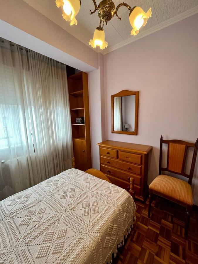 Piso En Pleno Centro De Mino Derecha Appartement Buitenkant foto