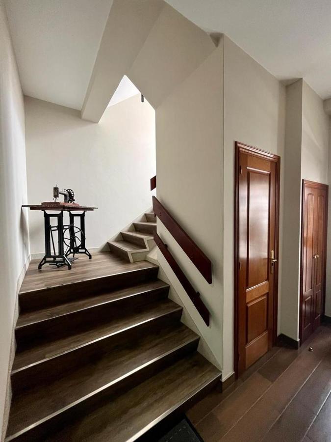 Piso En Pleno Centro De Mino Derecha Appartement Buitenkant foto